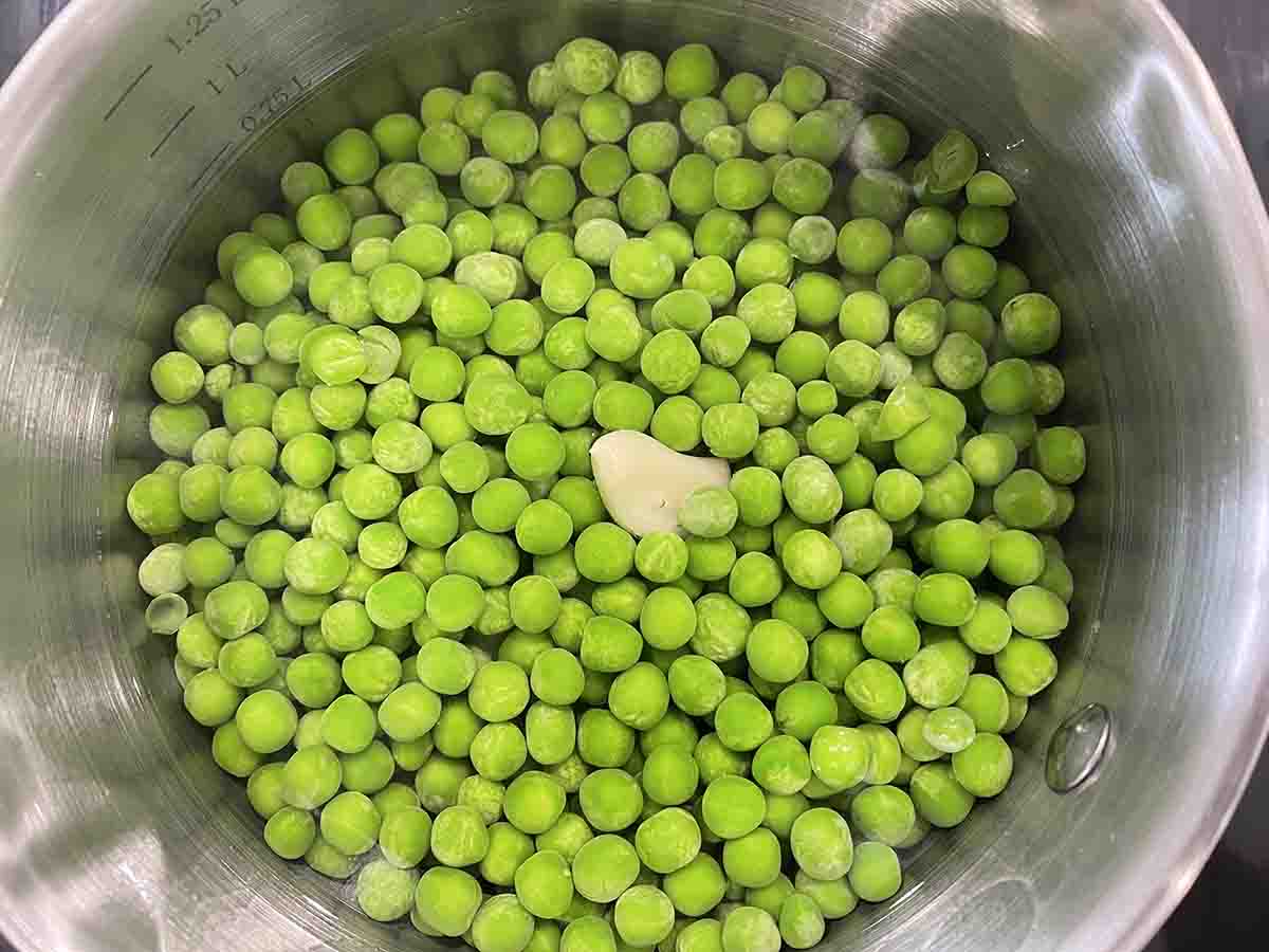 peas in a saucepan with water.