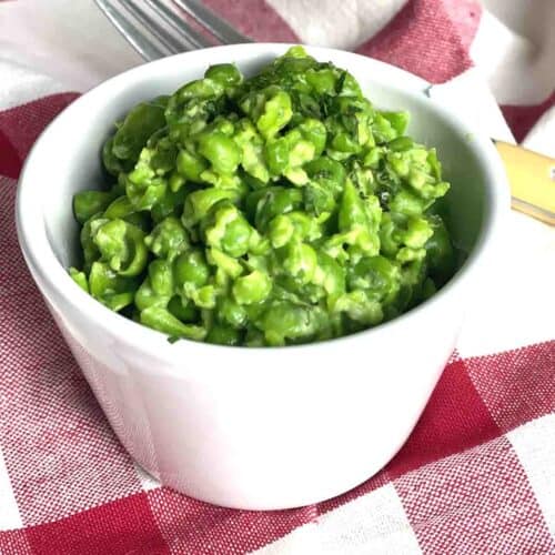 Minted Mushy Peas - Great British Recipes