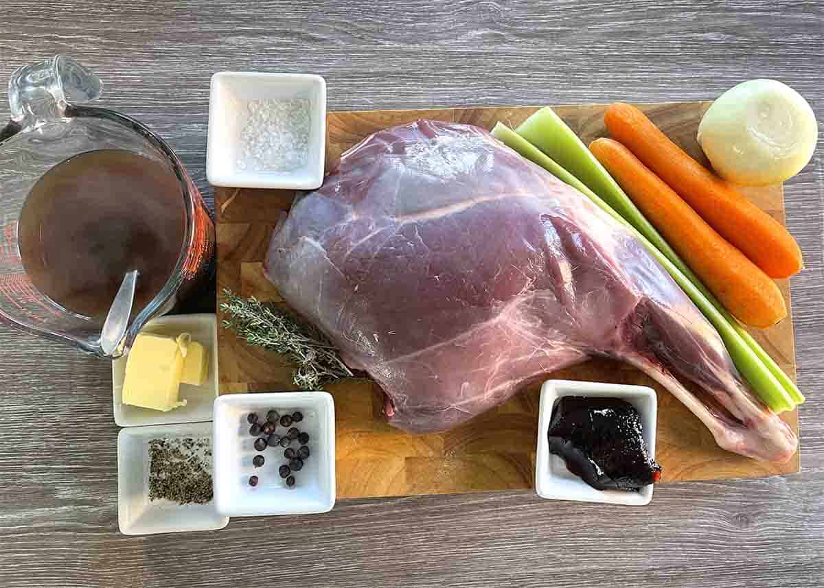 ingredients including venison, butter, thyme, juniper, celery, carrots, onion, stock, redcurrant jelly and stock.