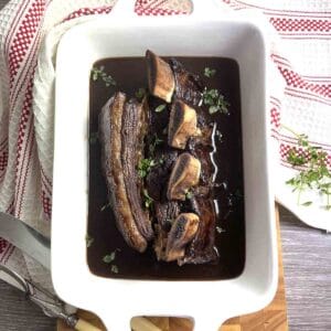 Jacobs ladder beef in a serving dish.