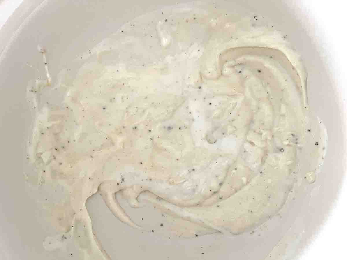 mayonnaise and yogurt in  a bowl.