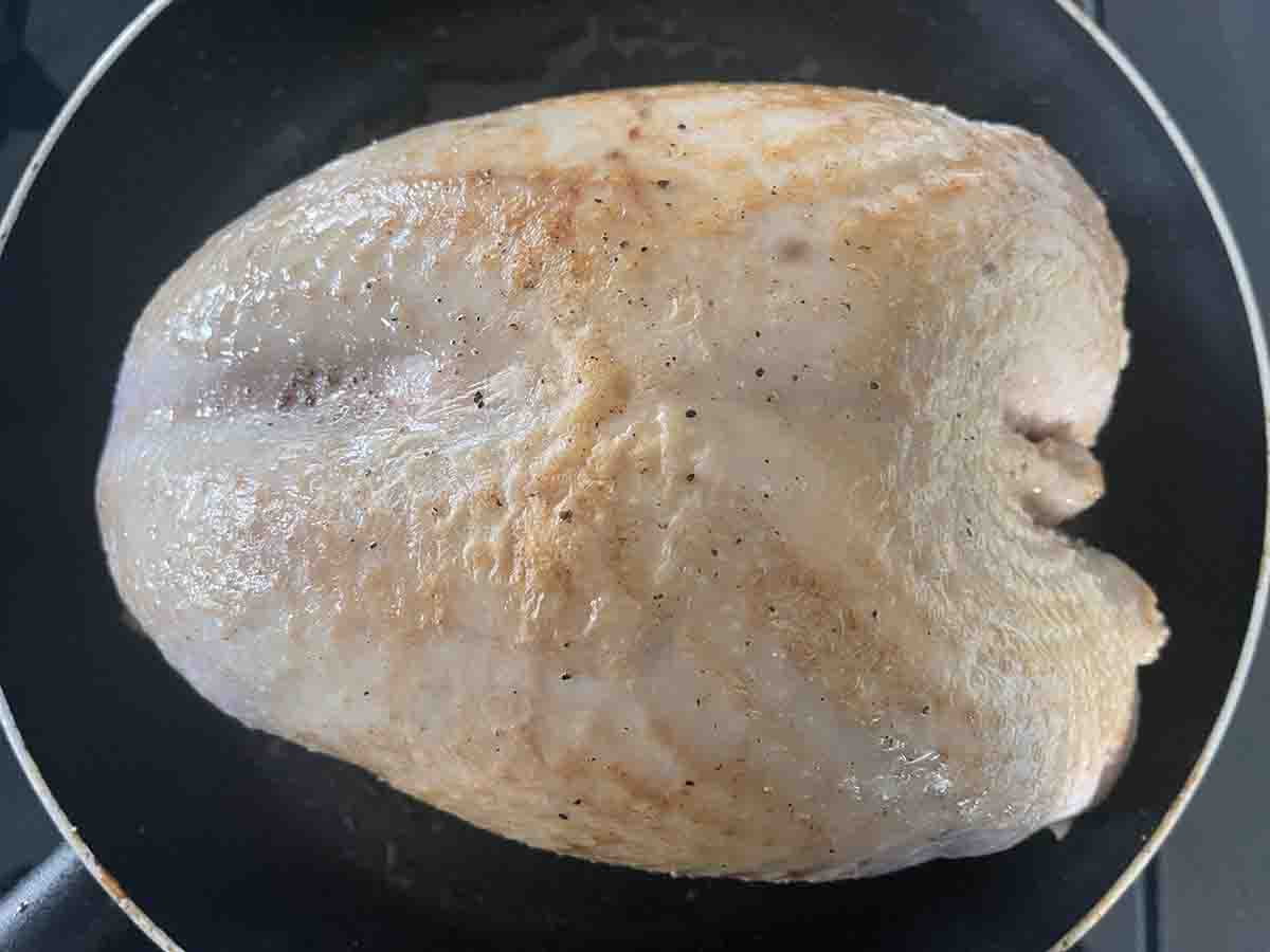 turkey brwning in a pan.