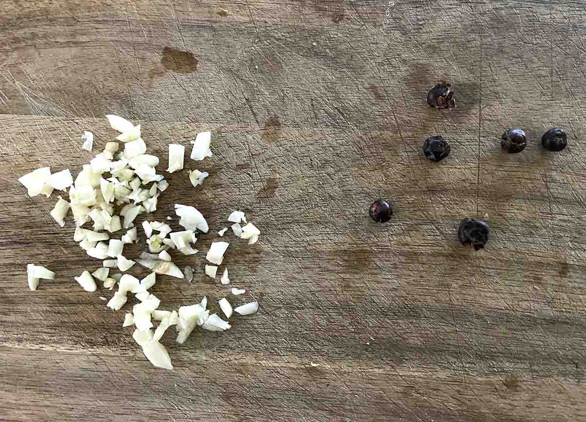 chopped garlic and juniper berries.